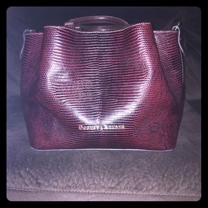 Dooney & Bourke Large Embossed Lizard Barlow!